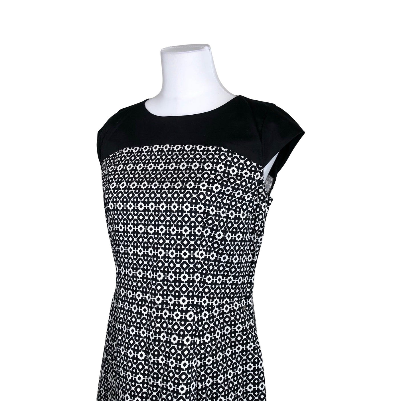 Unisex Marella - Pliiatskleit, suurus 38 - Must (3)