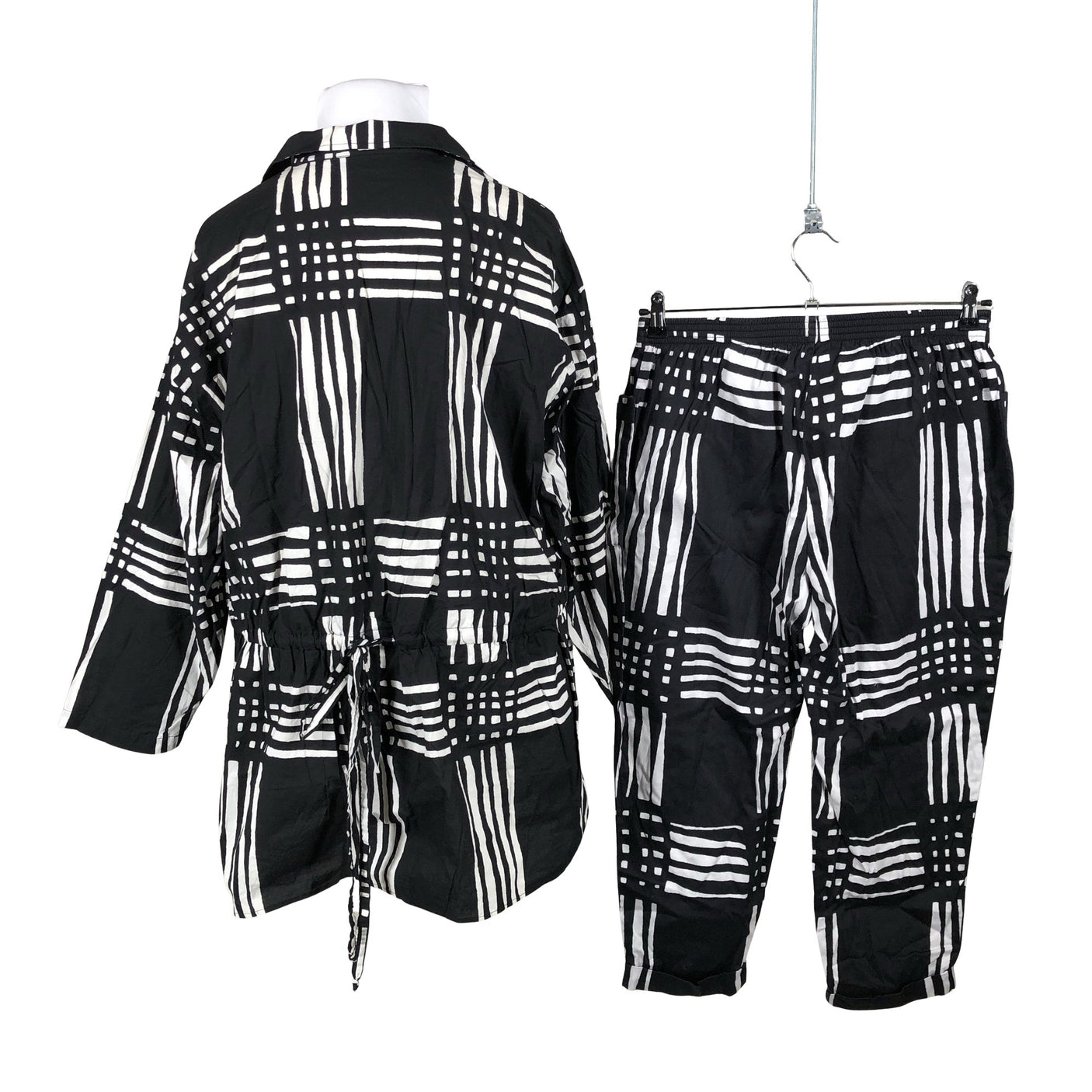 Unisex Marimekko - Mitteveniv tuunika, suurus 42 - Must (2)