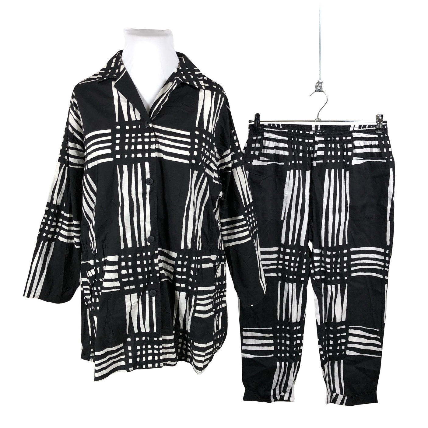 Unisex Marimekko - Mitteveniv tuunika, suurus 42 - Must (1)