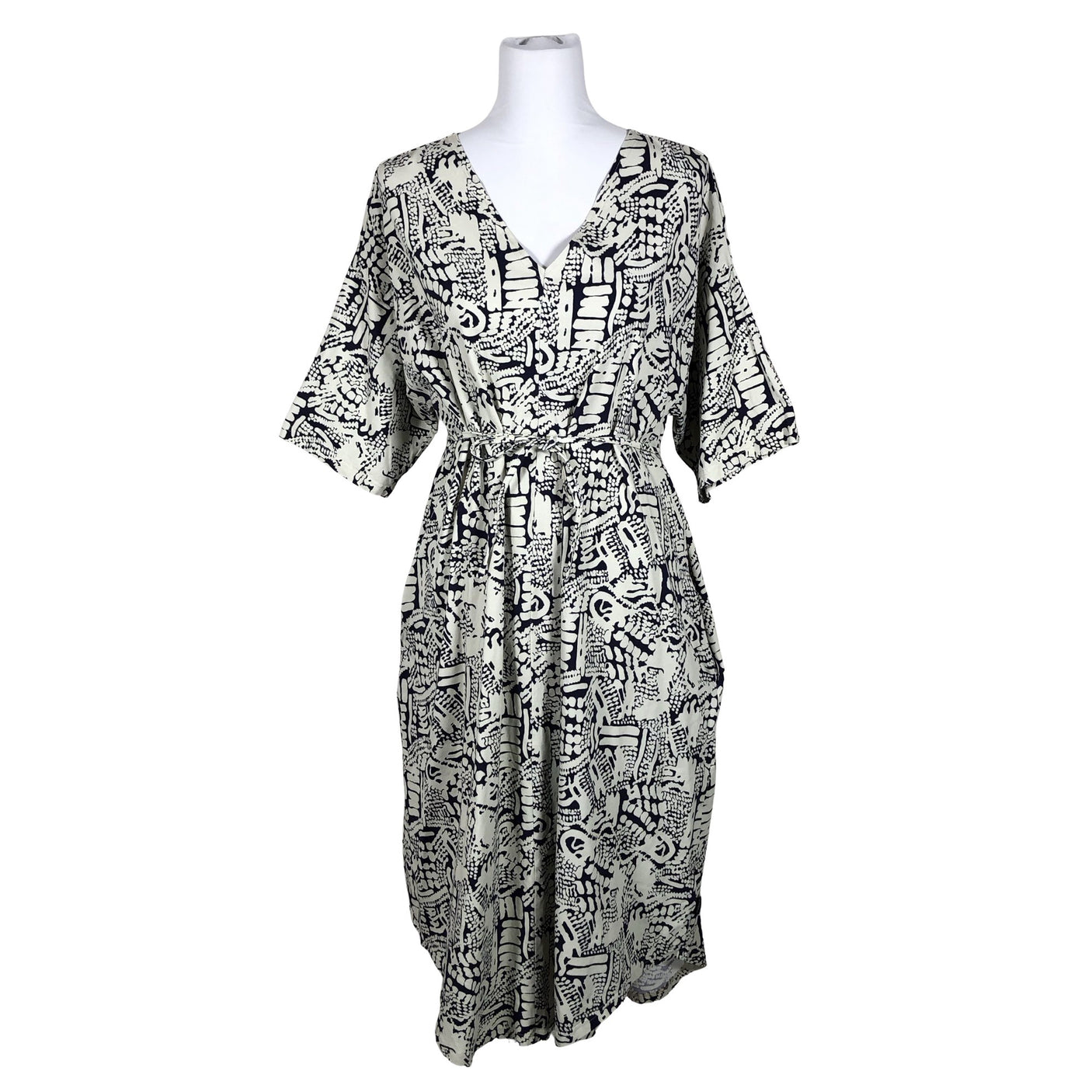 Unisex Aarrelabel - Trikotaažist kleit, suurus 40 - Sinine (2)