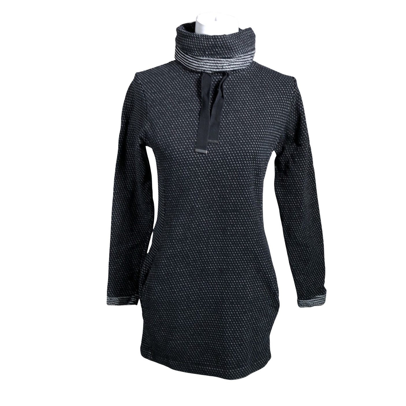 Unisex NOSH - Kootud tuunika, suurus 34 - Must (1)