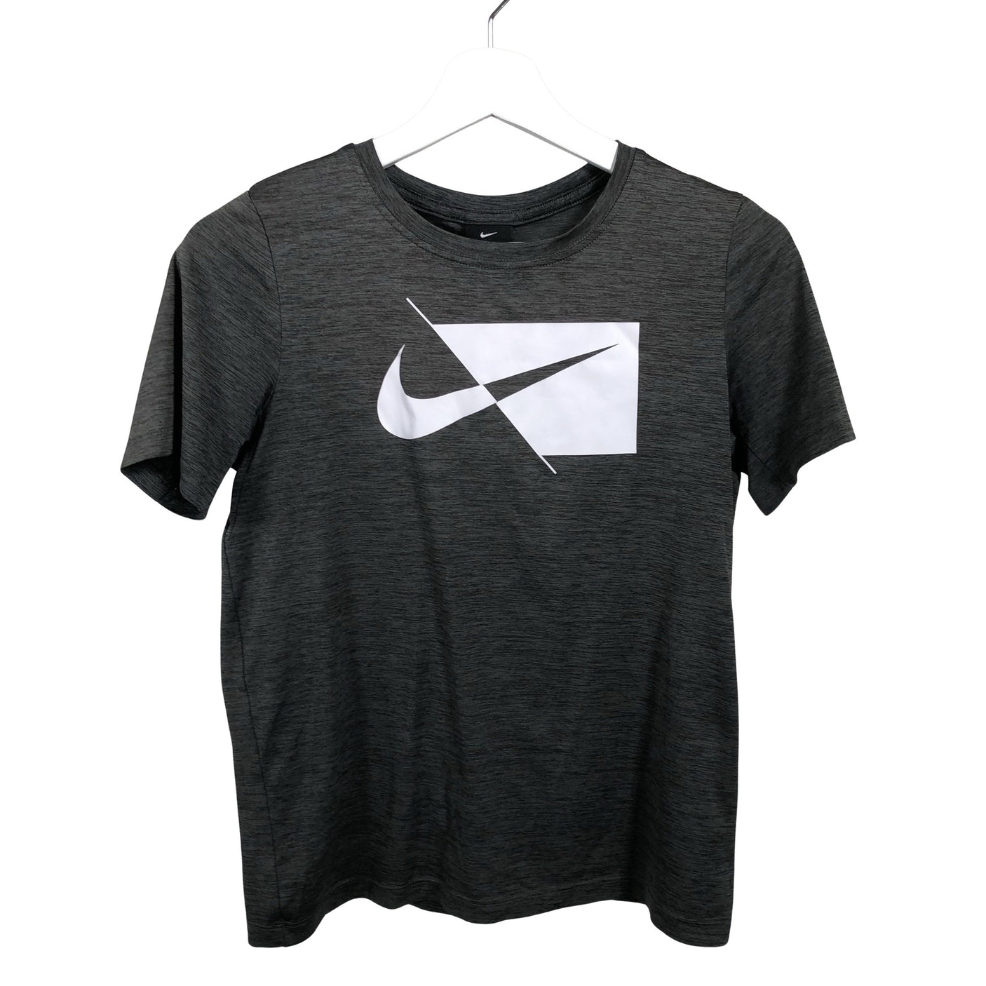 Unisex Nike - Spordisärk, lühikesed käised, suurus 152 - 158 - Hall (1)