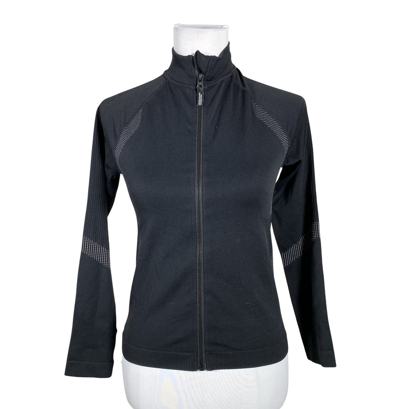 Unisex Benetton - Spordisärk, pikad käised, suurus 36 - Must (1)