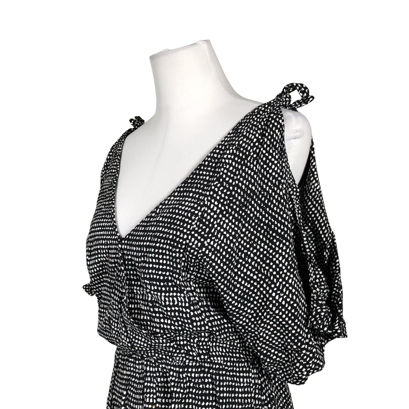 Unisex &Other Stories - Õhuke kleit, suurus 38 - Must (2)