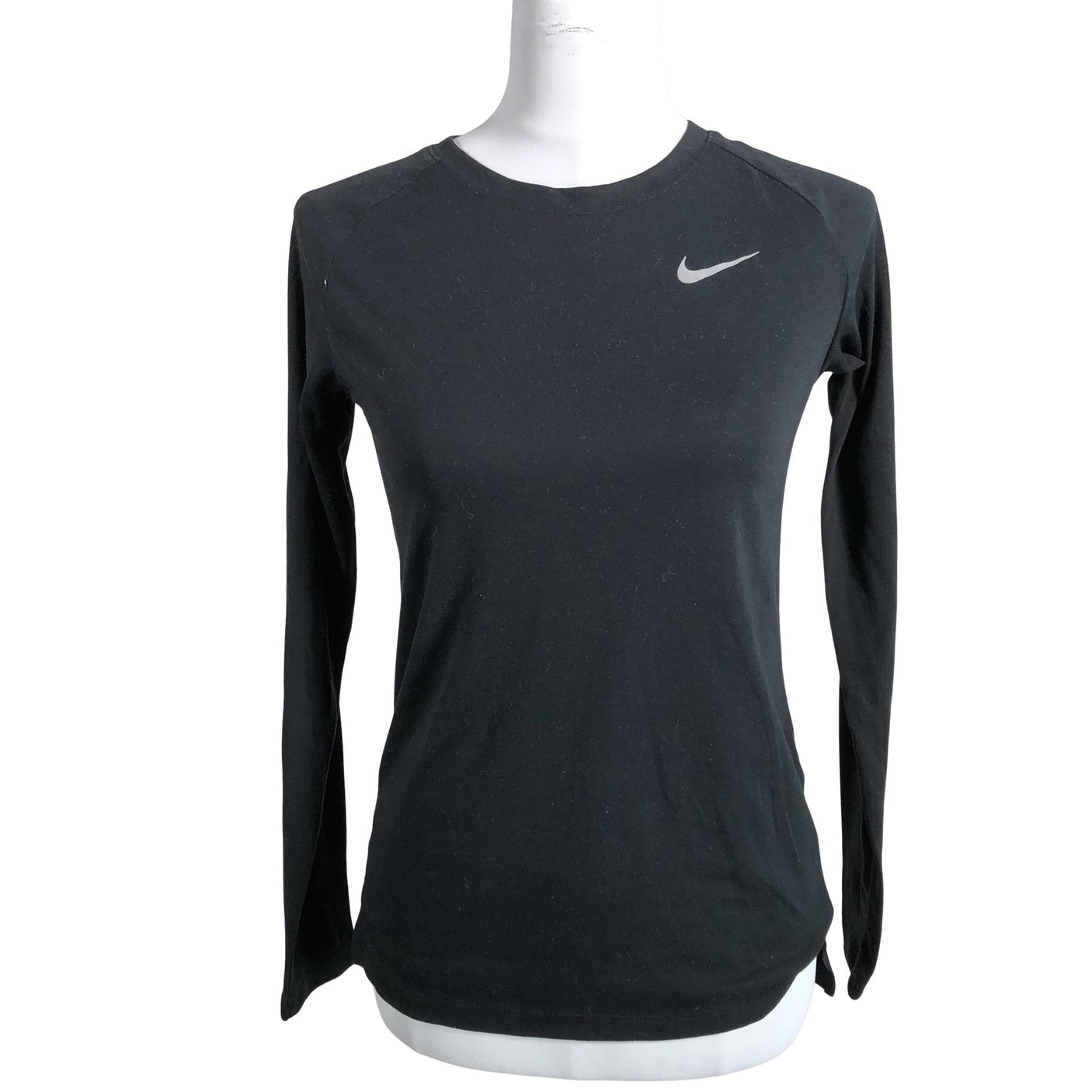 Unisex Nike - Spordisärk, pikad käised, suurus 34 - Must (1)