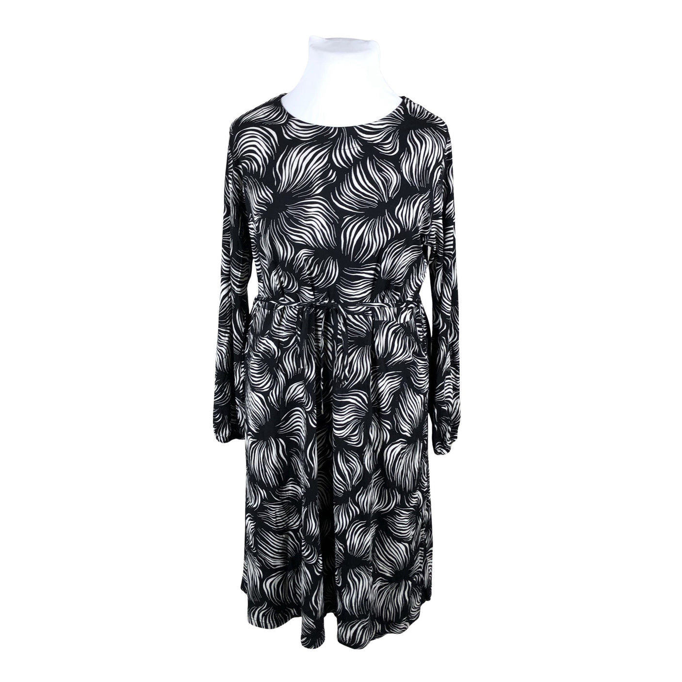 Unisex Nanso - Trikotaažist kleit, suurus 44 - Must (1)