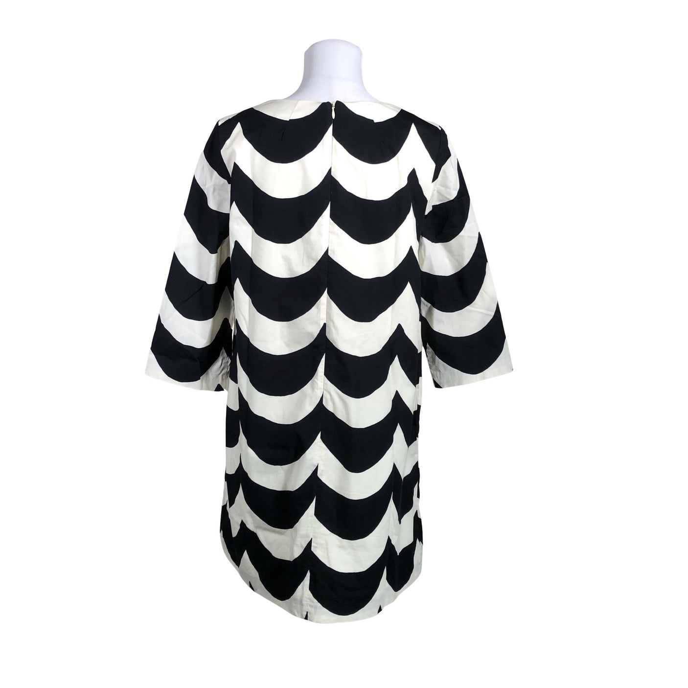 Unisex Marimekko - Mitteveniv kleit, suurus 38 - Must (2)