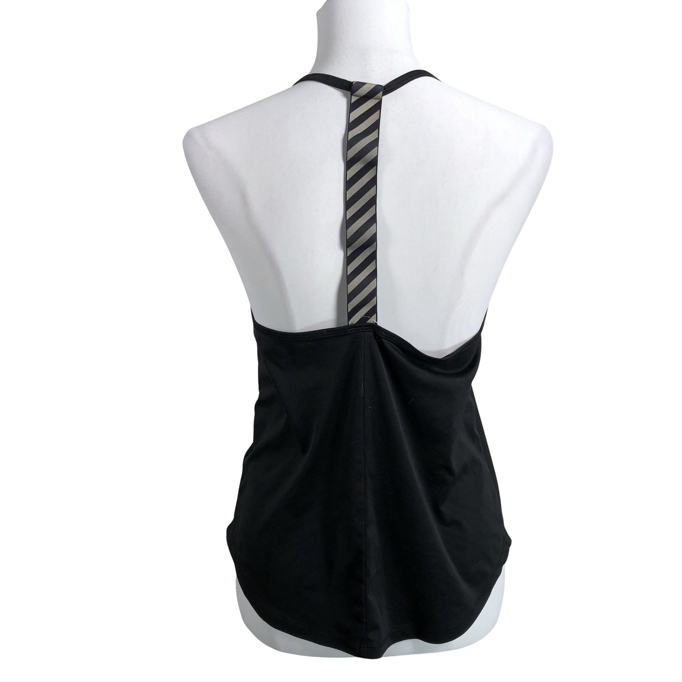 Unisex Nike - Sporditopp, suurus 38 - Must (2)