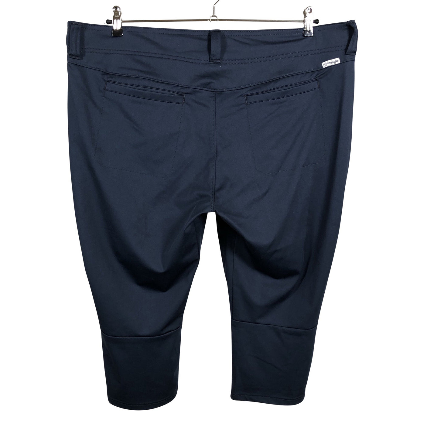 Unisex Wrangler - Mittevenivad poolpikad püksid, suurus 50 - Must (2)