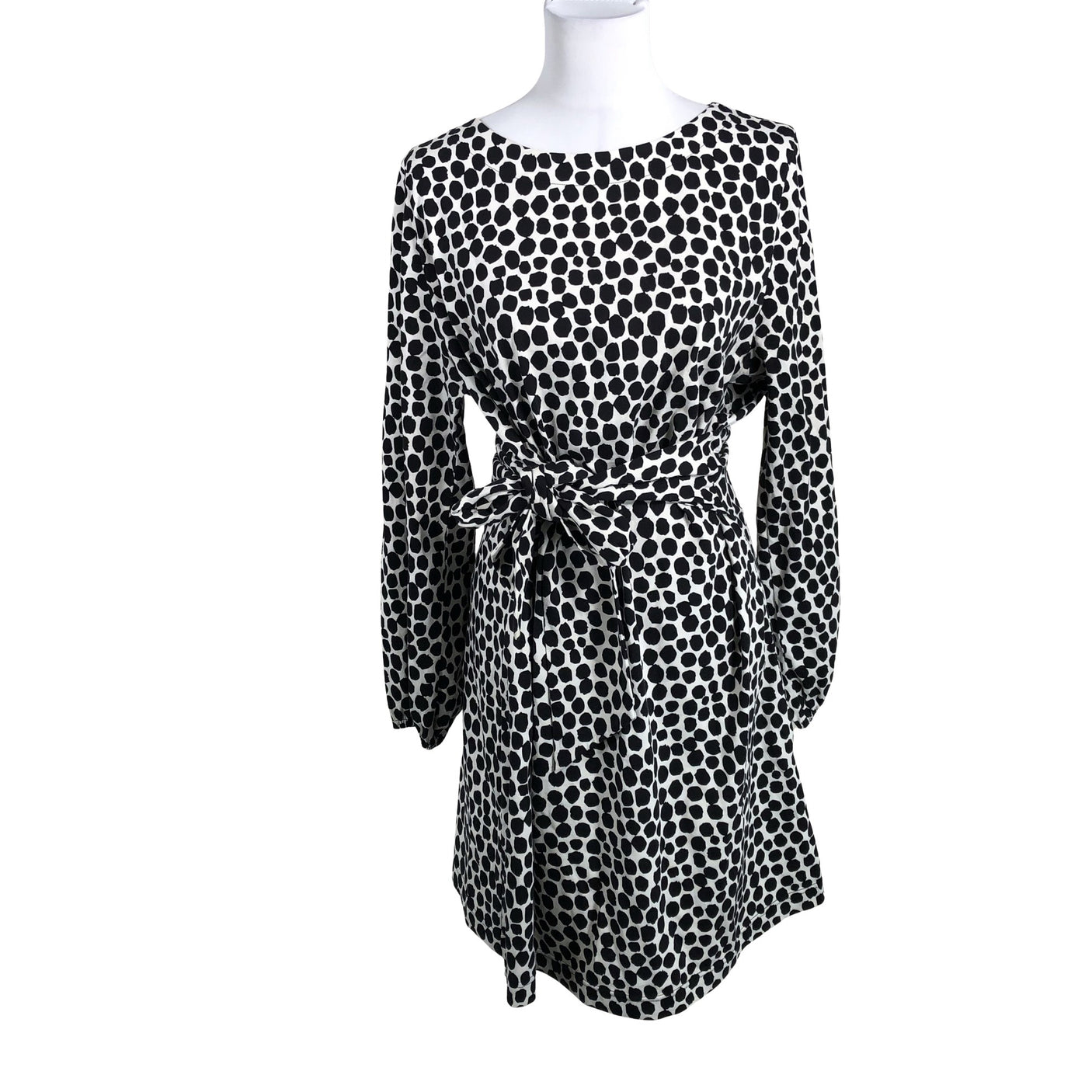 Unisex NOSH - Trikotaažist kleit, suurus 40 - Valge (1)