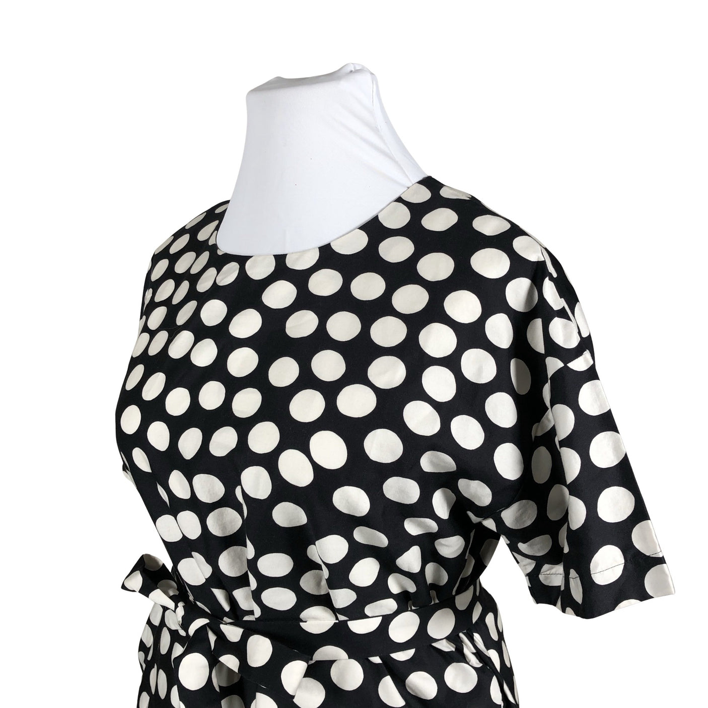 Unisex Marimekko - Mitteveniv kleit, suurus 42 - Must (2)