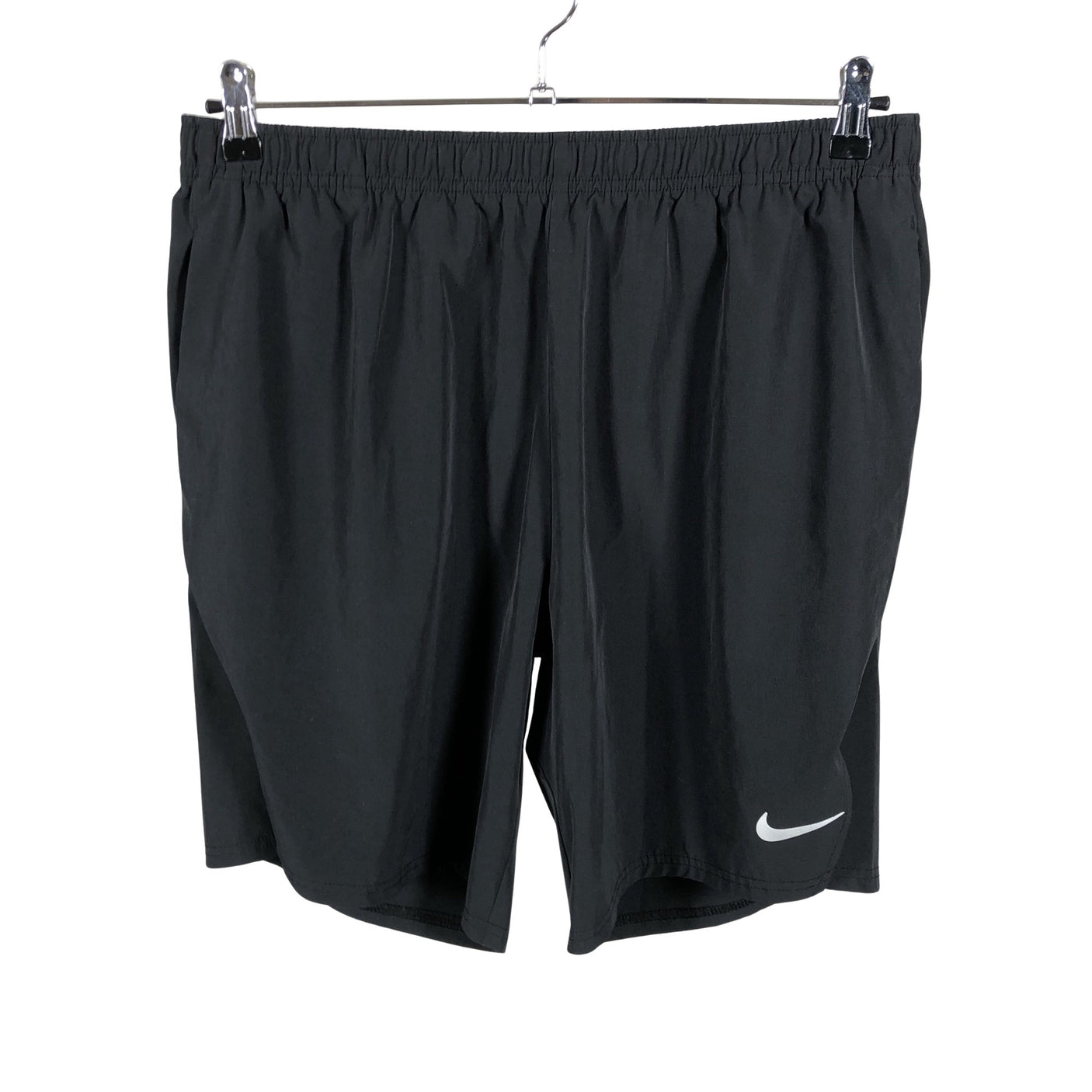 Unisex Nike - Lühikesed spordipüksid, suurus XL - Must (1)