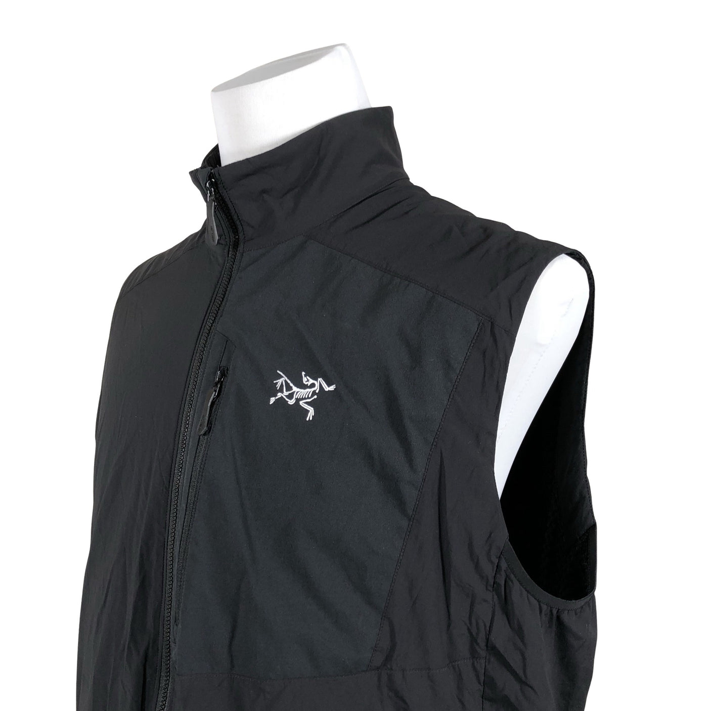 Unisex Arc'teryx - Õuevest, suurus XL - Must (2)