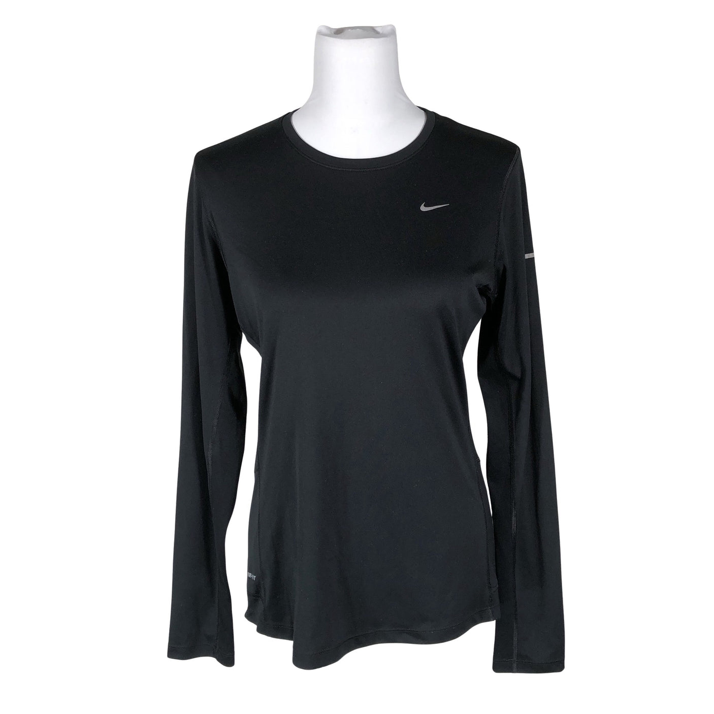 Unisex Nike - Spordisärk, pikad käised, suurus 40 - Must (1)