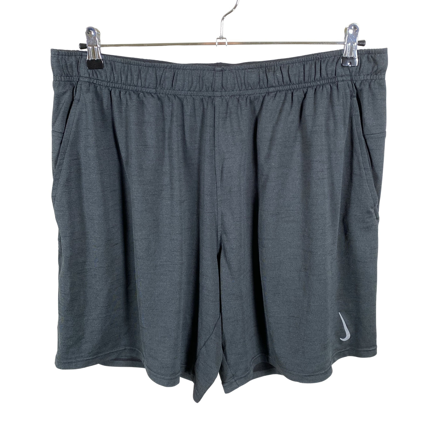Unisex Nike - Lühikesed spordipüksid, suurus XXL - Must (1)