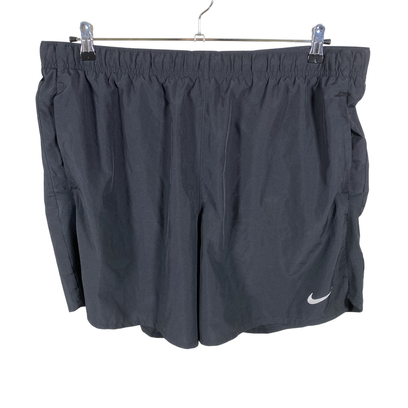 Unisex Nike - Lühikesed spordipüksid, suurus XXL - Must (1)