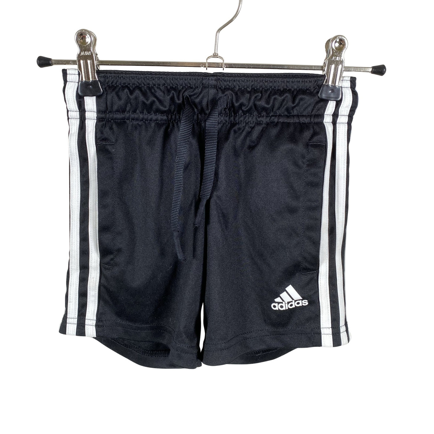 Unisex Adidas - Lühikesed spordipüksid, suurus 98 - 104 - Must (1)