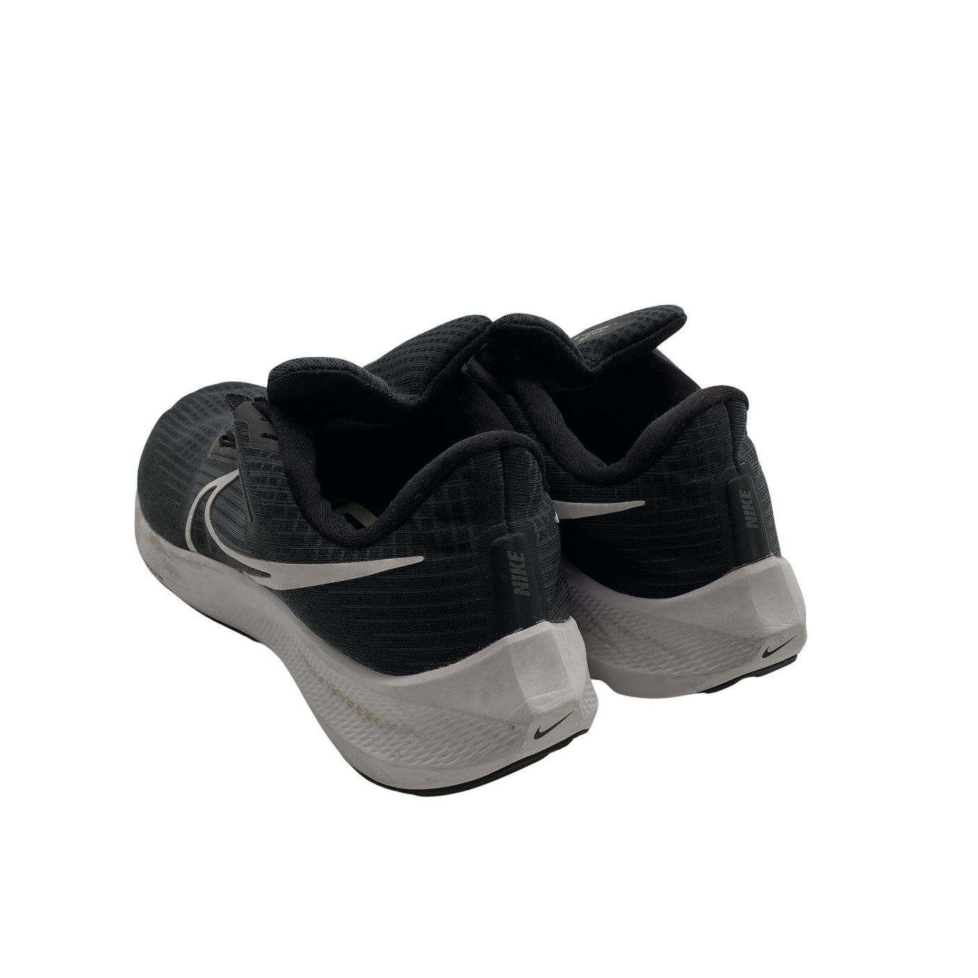 Unisex Nike - Tossud, suurus 41 - Must (2)