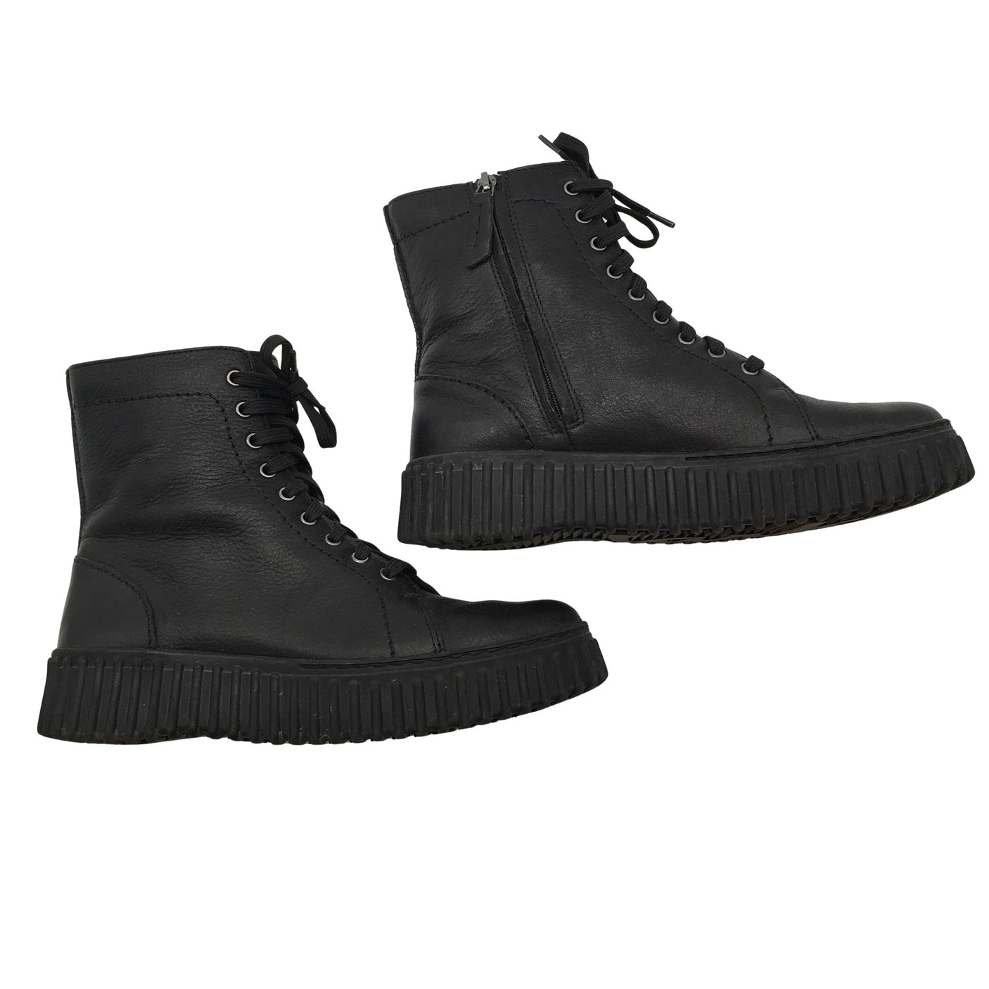 Unisex Clarks - Poolsaapad, suurus 40 - Must (1)