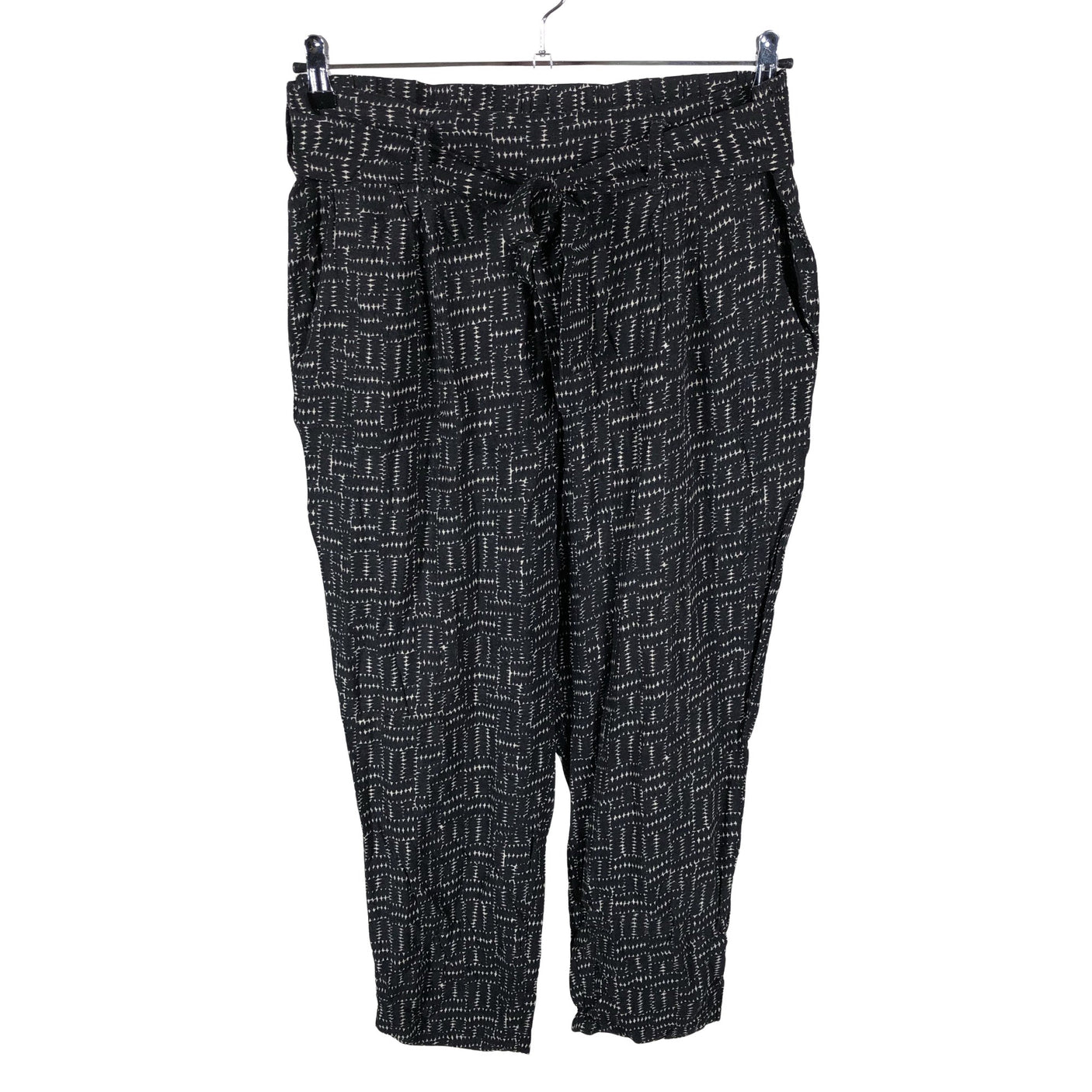 Unisex Lindex - Mittevenivad püksid, suurus 40 - Must (1)