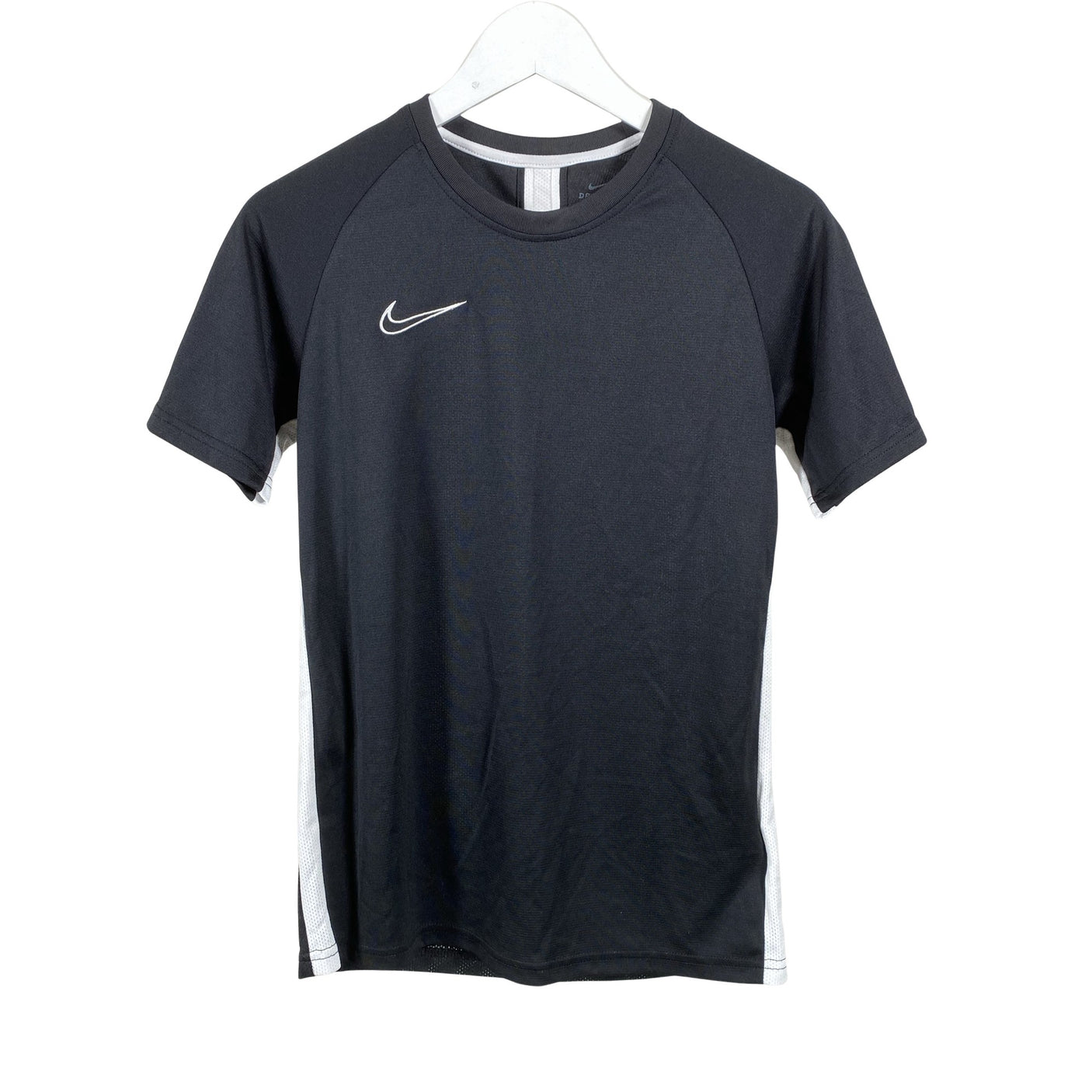 Unisex Nike - Spordisärk, lühikesed käised, suurus 158 - 164 - Must (1)
