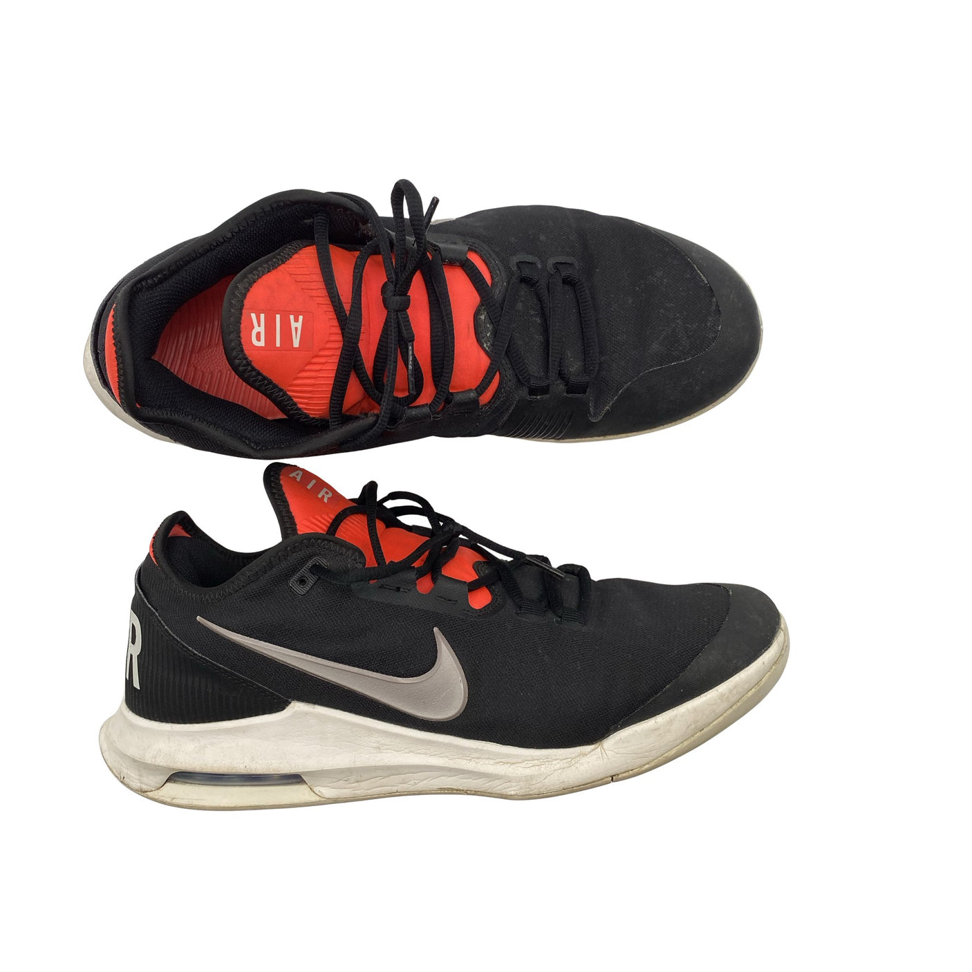 Unisex Nike - Tossud, suurus S - Must (1)