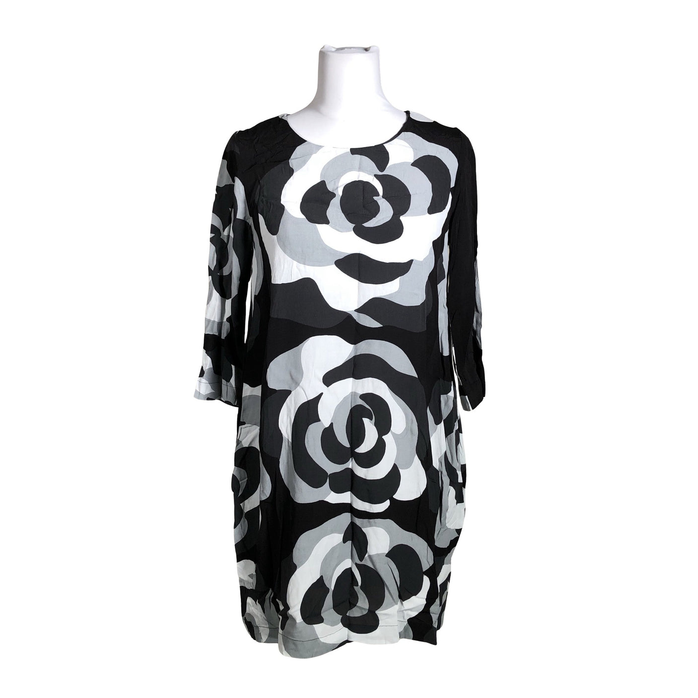 Unisex Marimekko - Mitteveniv kleit, suurus 34 - Must (1)