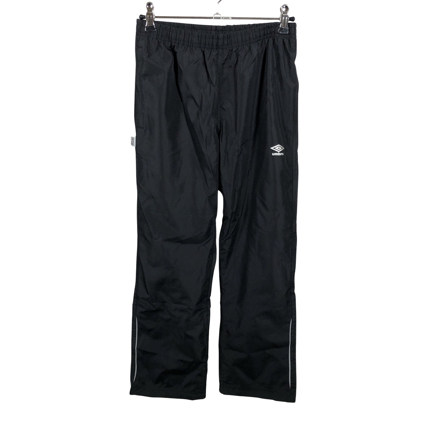 Unisex Umbro - Õuepüksid, suurus 134 - 140 - Must (1)