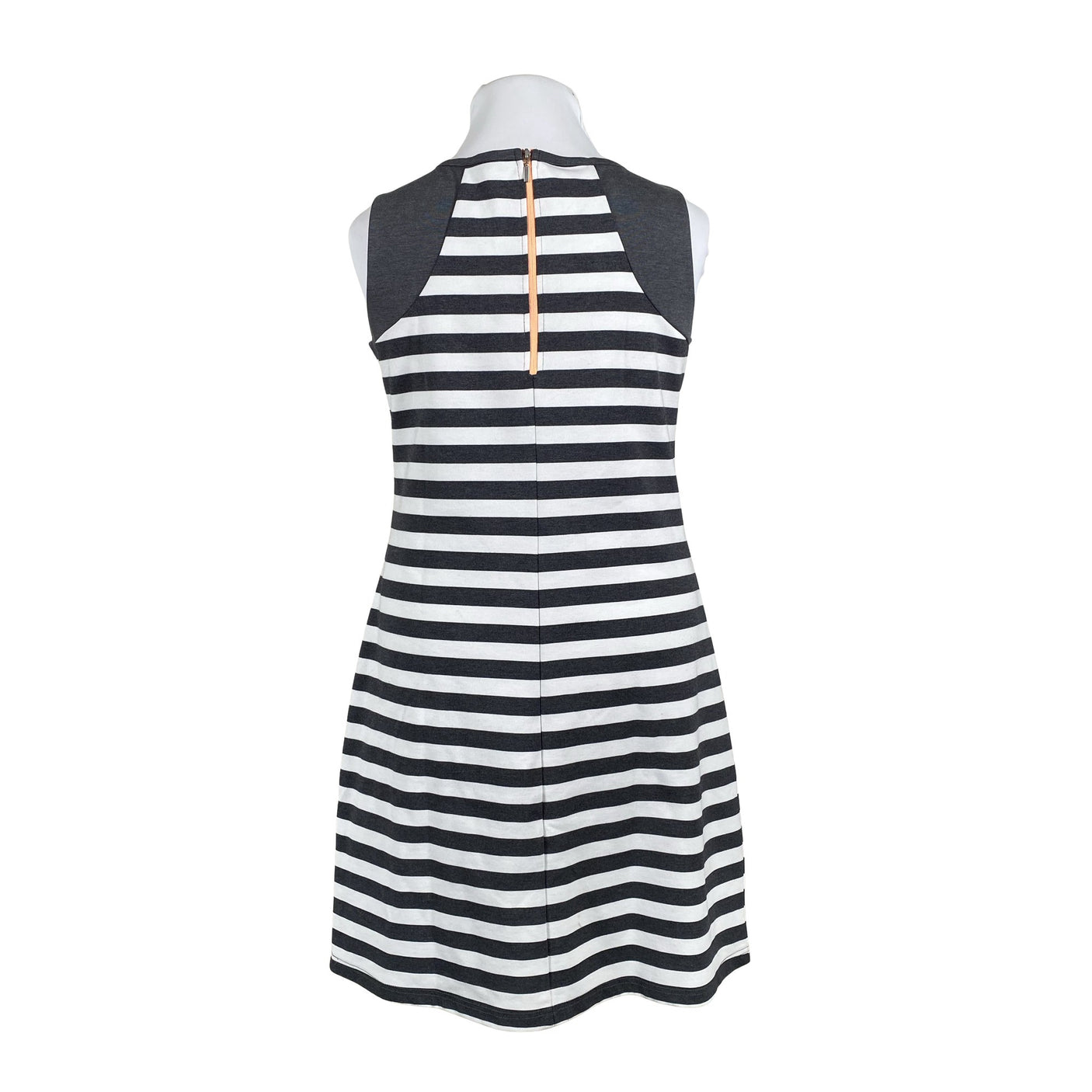 Unisex Luhta - Trikotaažist kleit, suurus 42 - Hall (2)