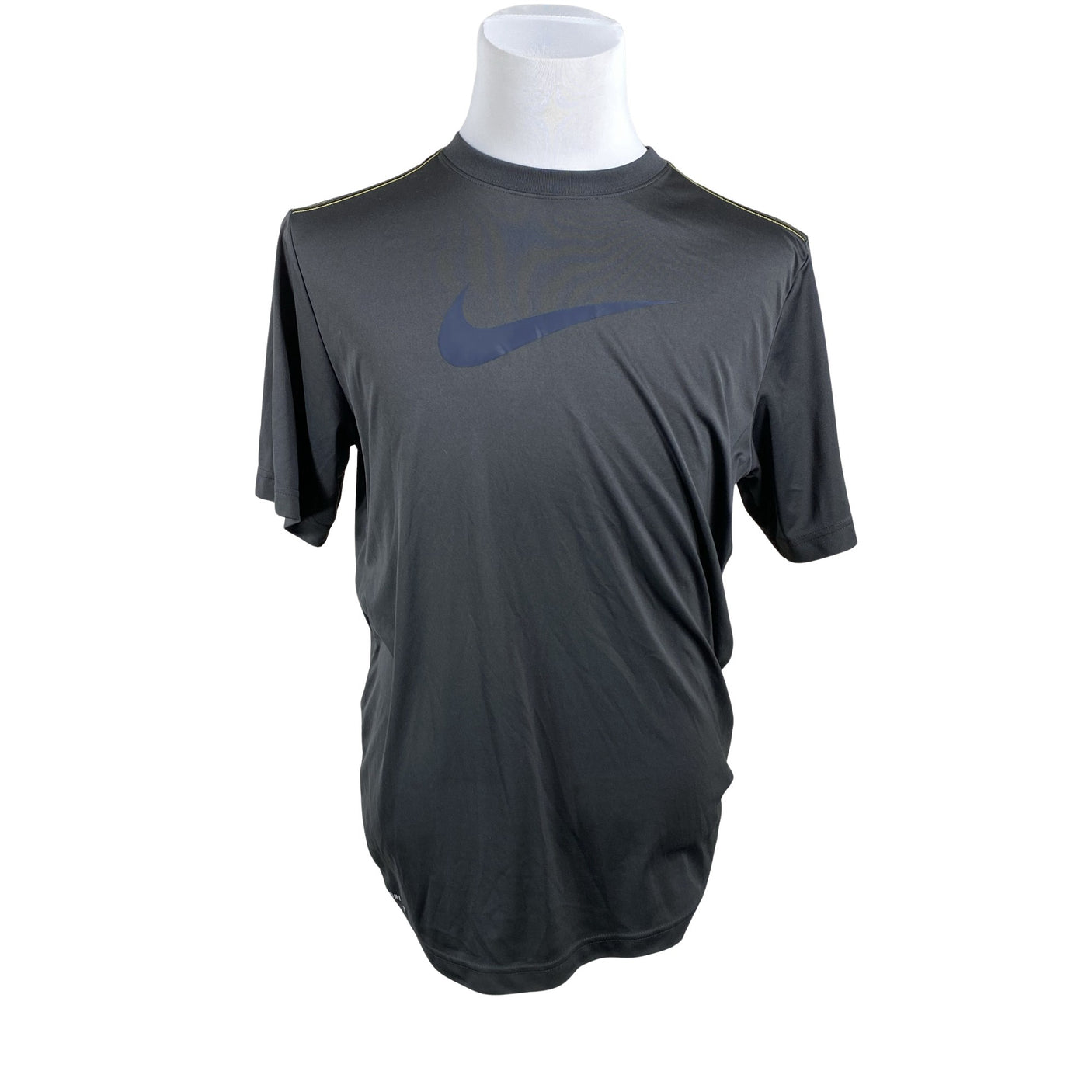Unisex Nike - Spordisärk, lühikesed käised, suurus L - Hall (1)