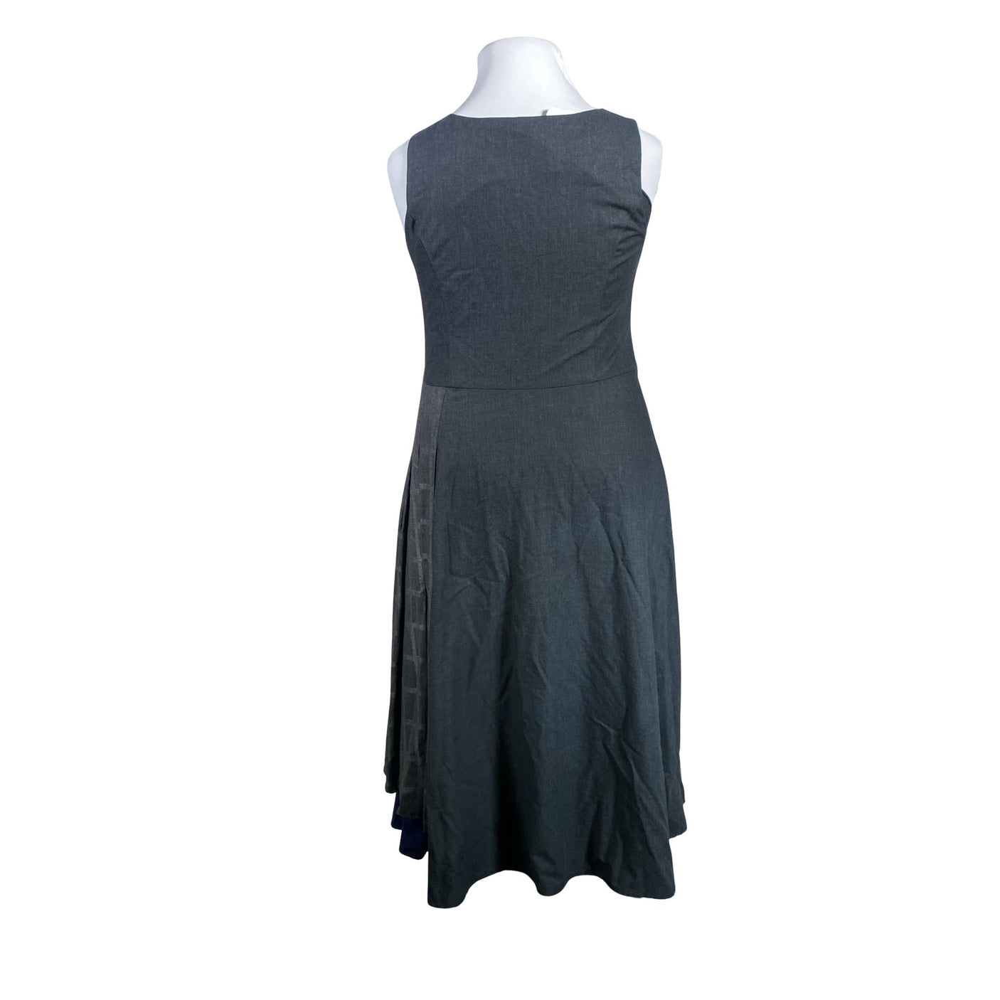 Unisex Tauko - Mitteveniv kleit, suurus 42 - Hall (2)