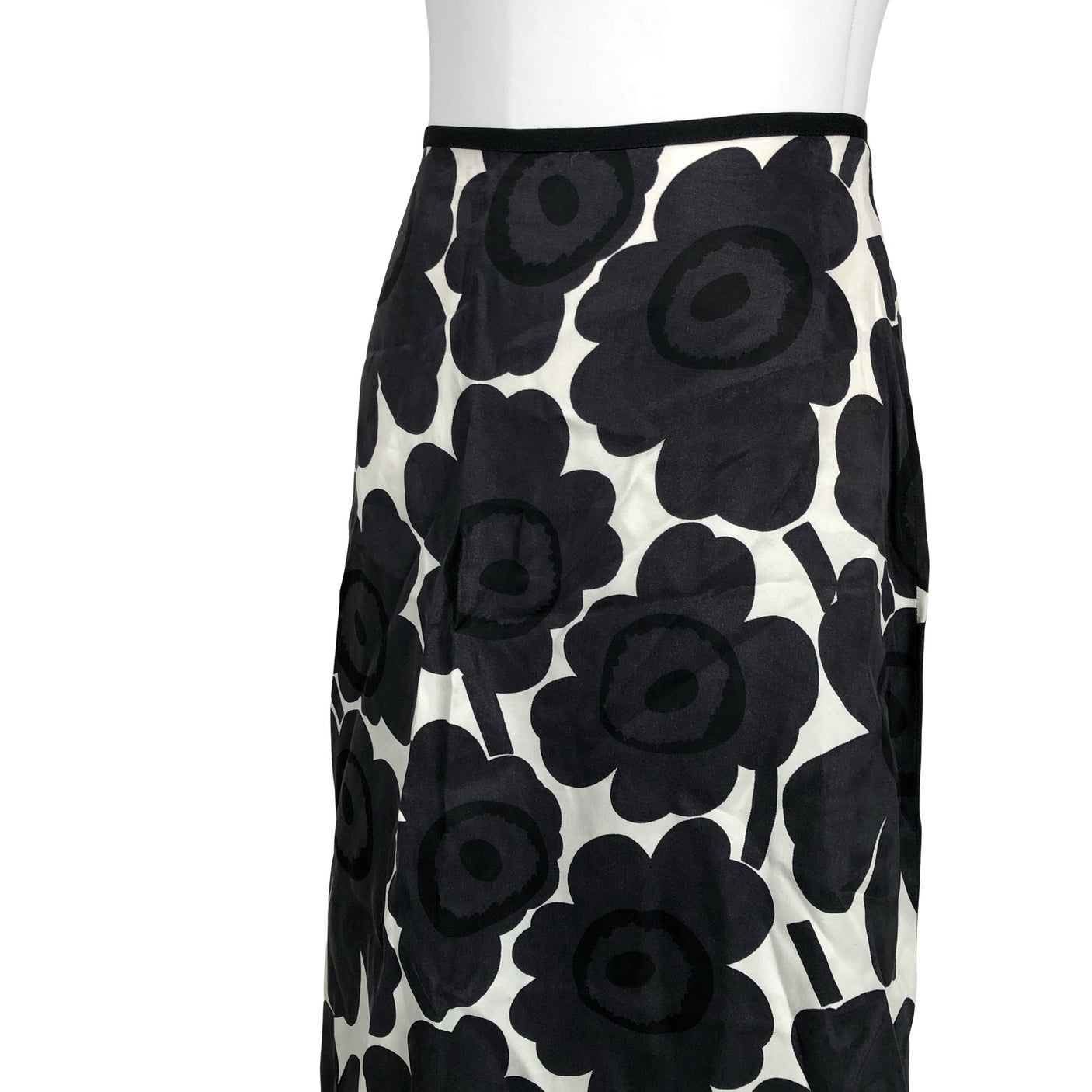 Unisex Marimekko - Mitteveniv seelik, suurus 36 - Must (2)