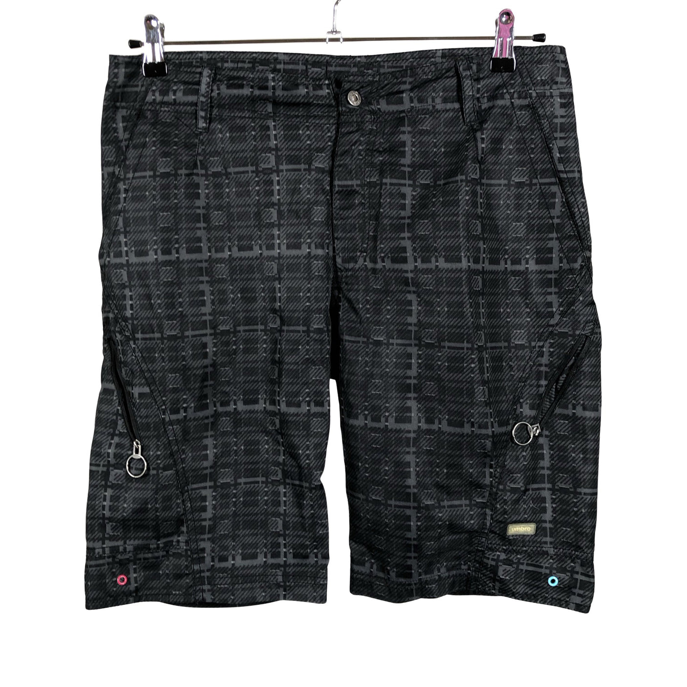 Unisex Umbro - Lühikesed spordipüksid, suurus M - Hall (1)