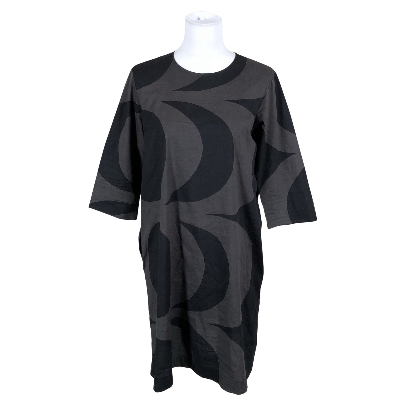Unisex Marimekko - Mitteveniv kleit, suurus 40 - Must (1)
