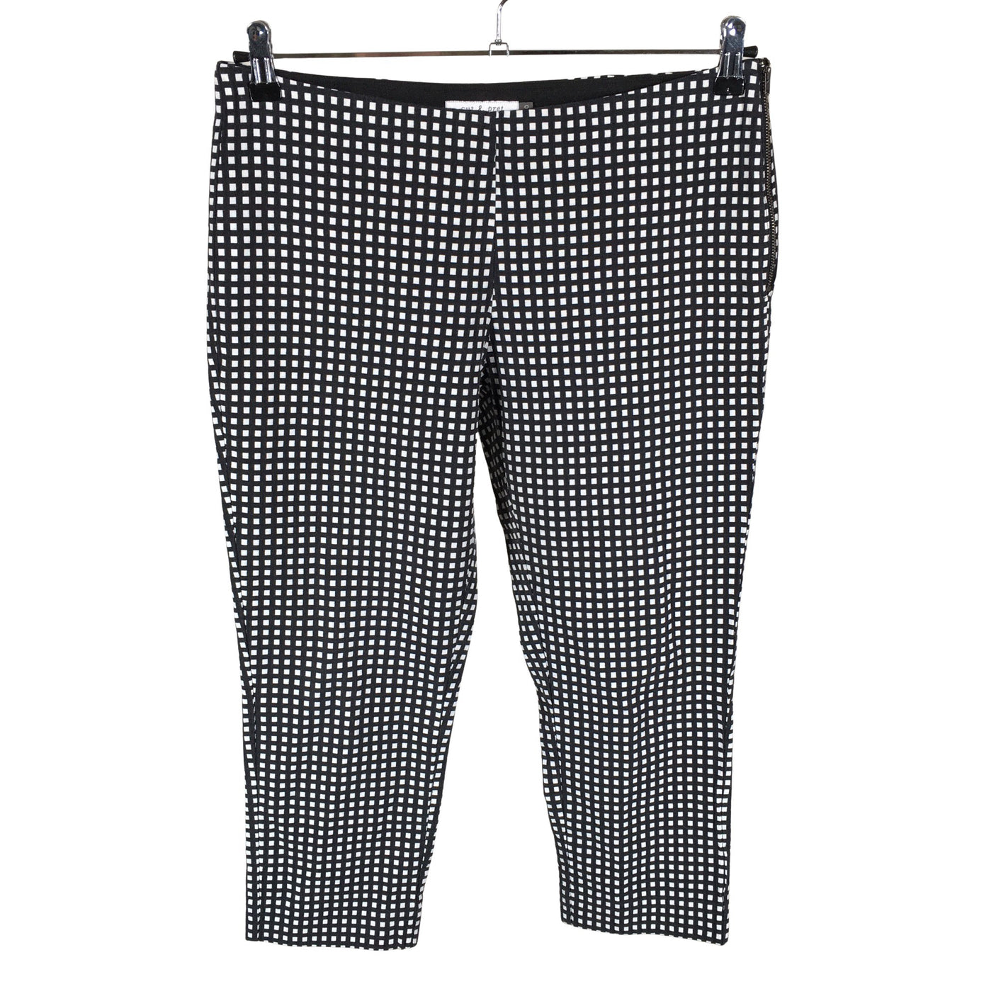 Unisex Cut & Pret - Mittevenivad püksid, suurus 40 - Must (1)