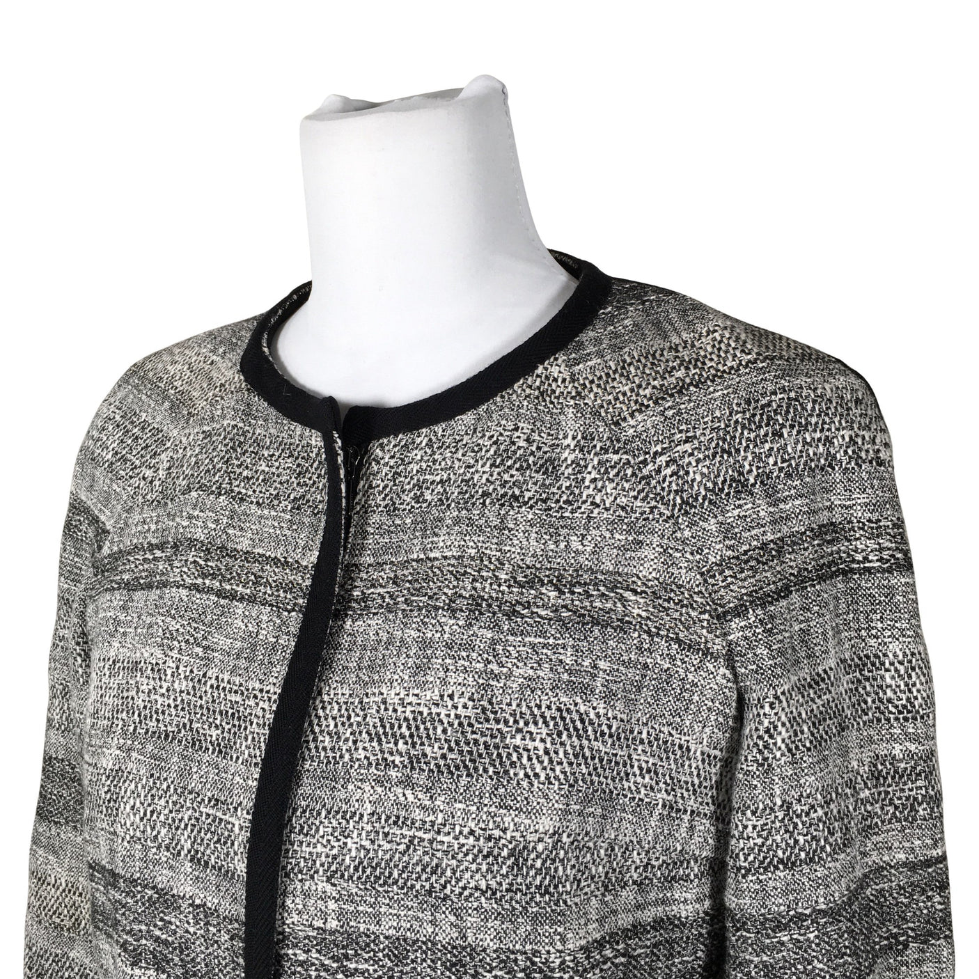 Unisex Hugo Boss - Jakk, suurus Ei kokoa - Hall (3)