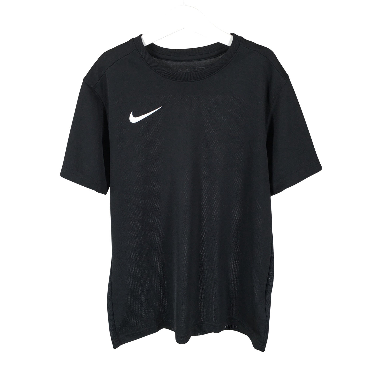 Unisex Nike - Spordisärk, lühikesed käised, suurus 146 - 152 - Must (1)