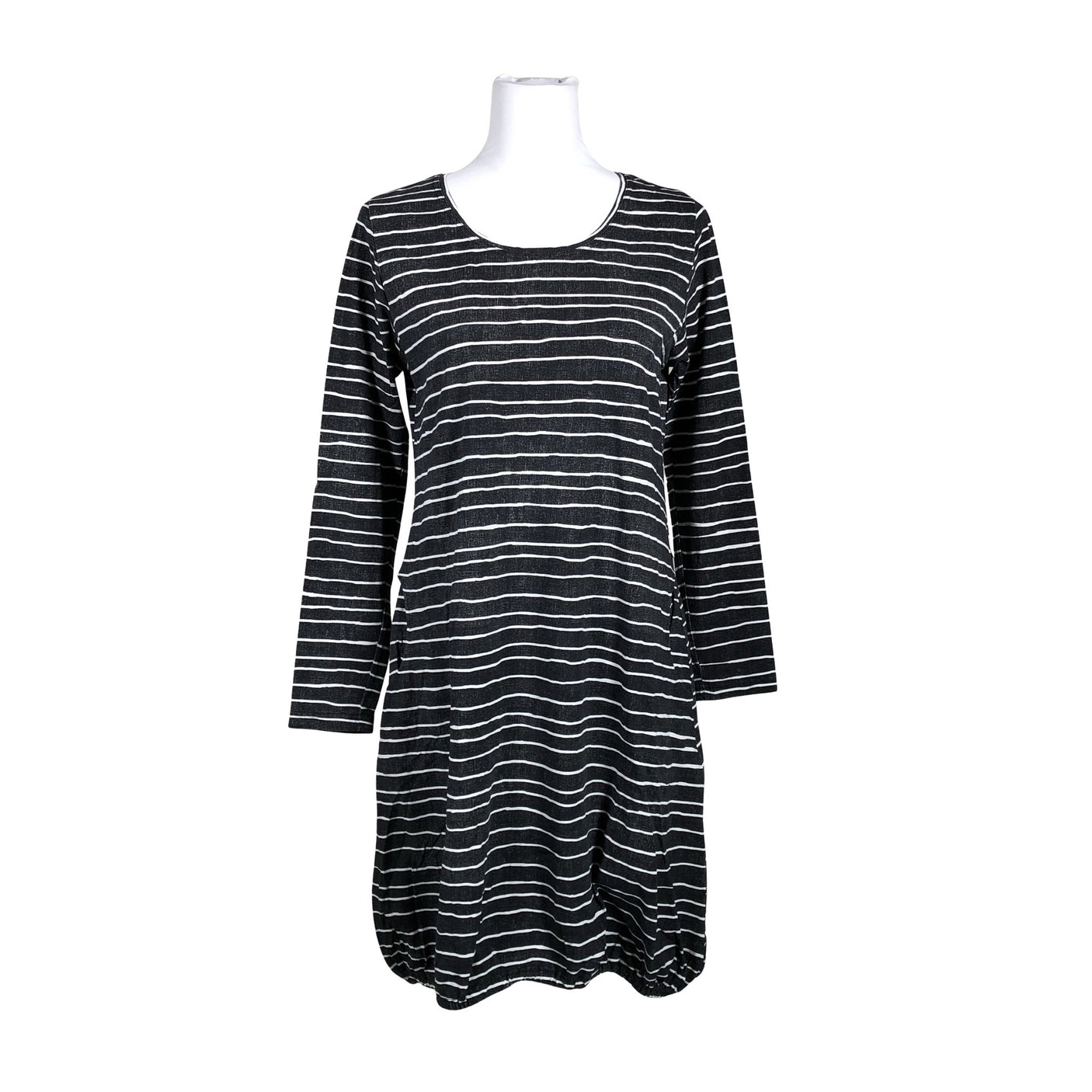 Unisex Taimi - Trikotaažist kleit, suurus 40 - Hall (1)