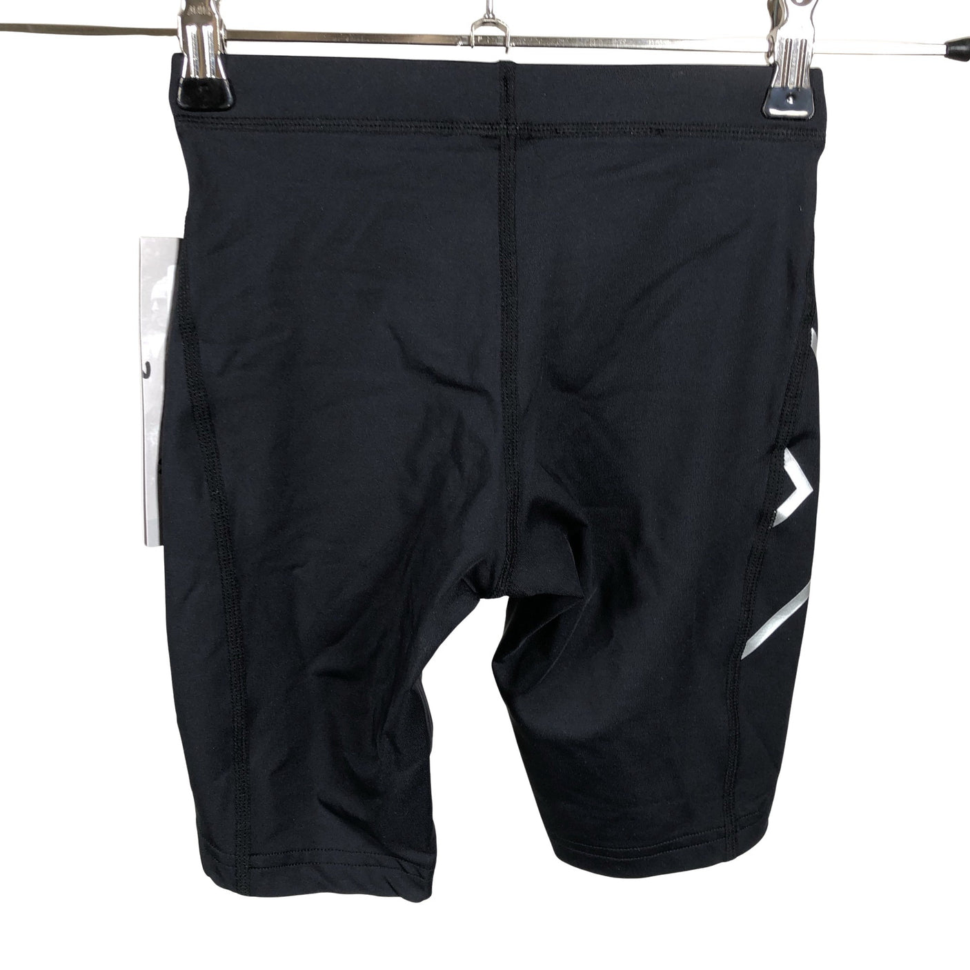 Unisex 2XU - Lühikesed spordipüksid, suurus 38 - Must (2)