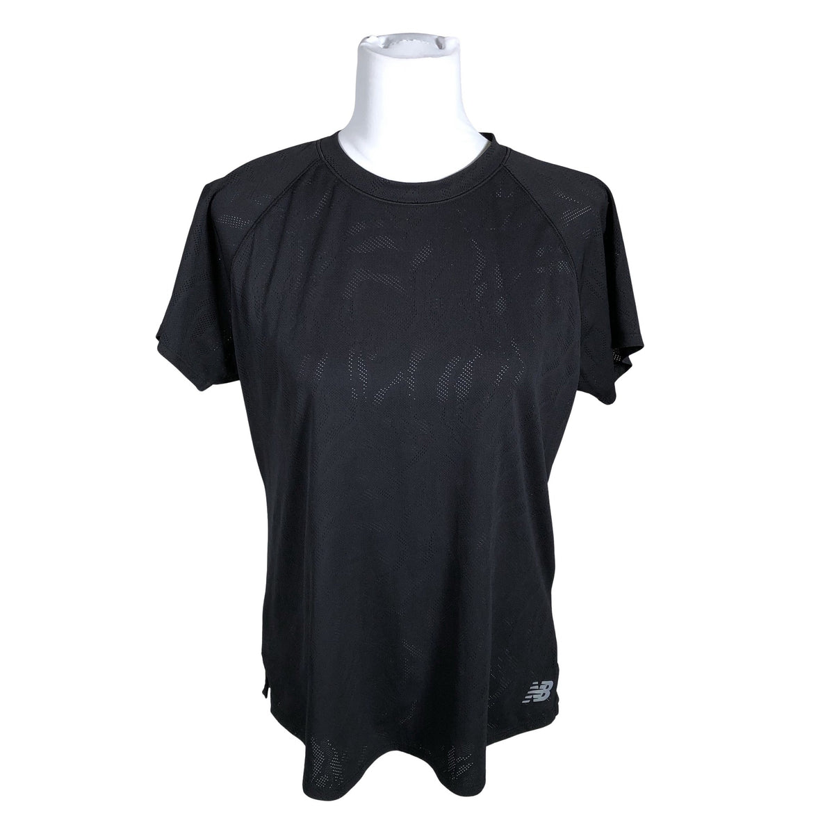 Unisex New Balance - Spordisärk, lühikesed käised, suurus 40 - Must (1)