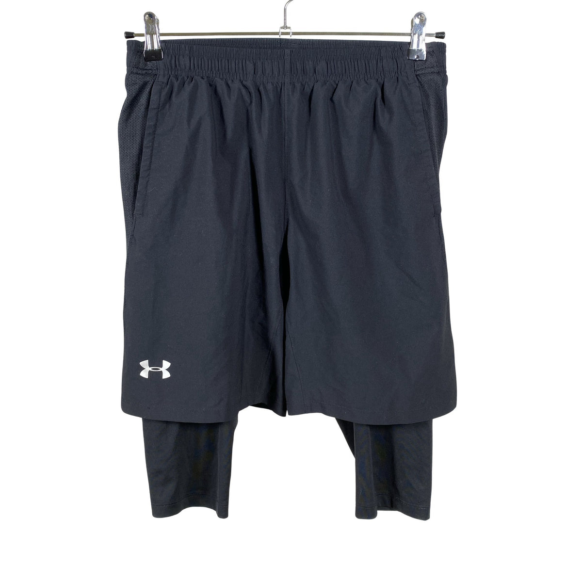 Unisex Under Armour - Lühikesed spordipüksid, suurus L - Must (1)