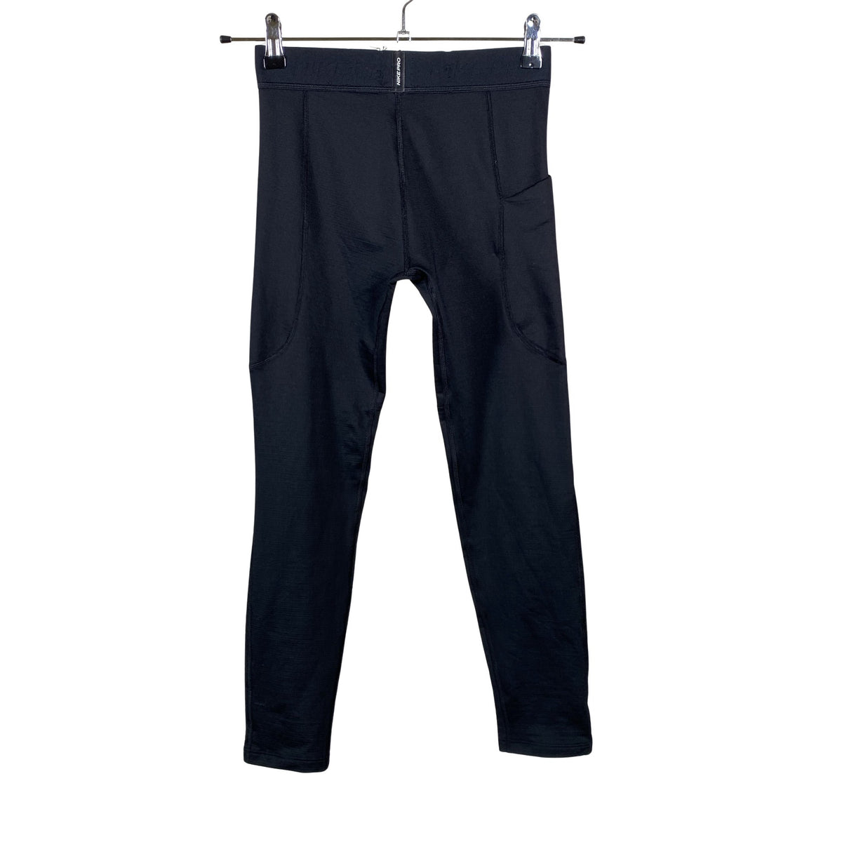 Unisex Nike - Spordiretuusid, suurus 152 - 158 - Must (2)