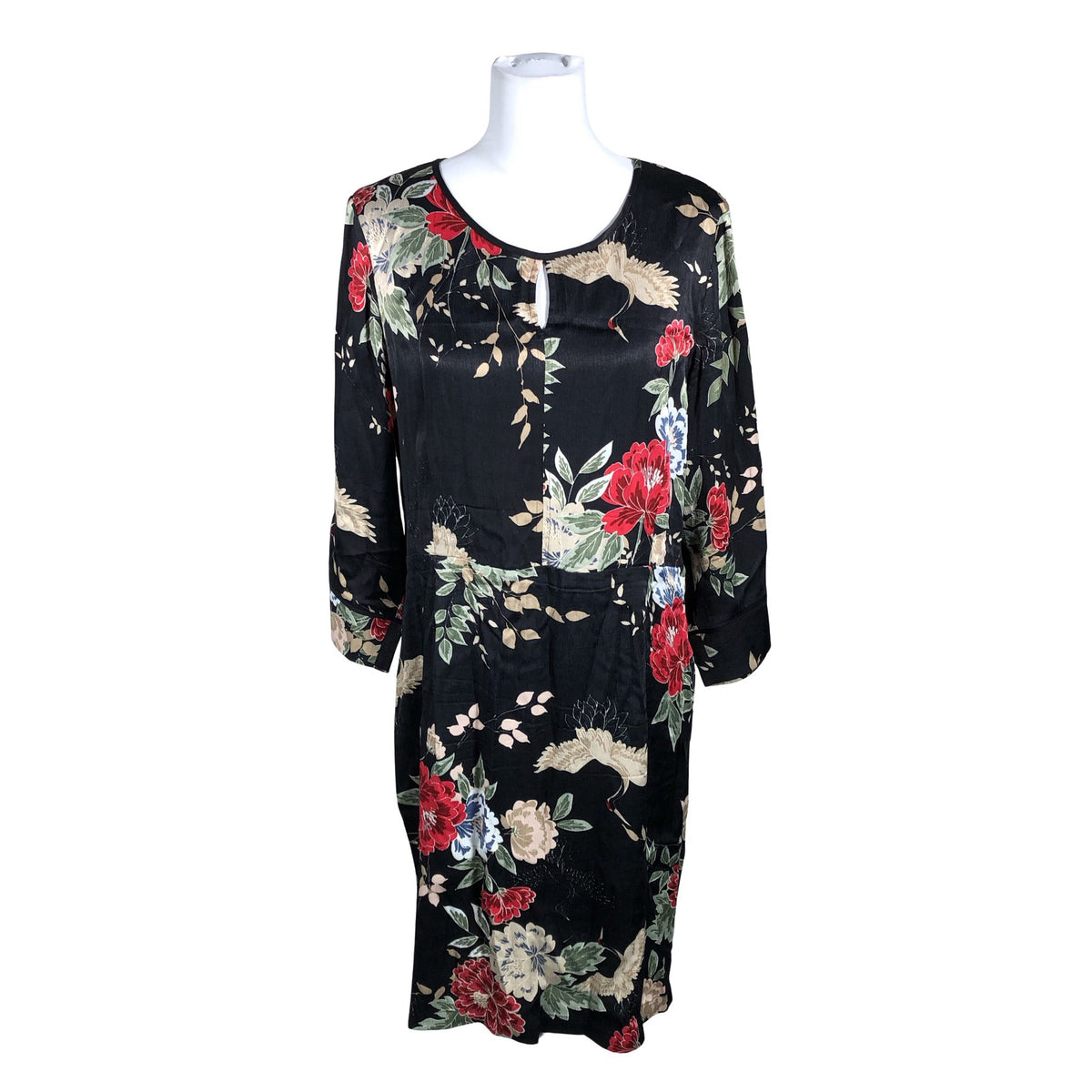 Unisex In Front - Mitteveniv kleit, suurus 40 - Must (1)