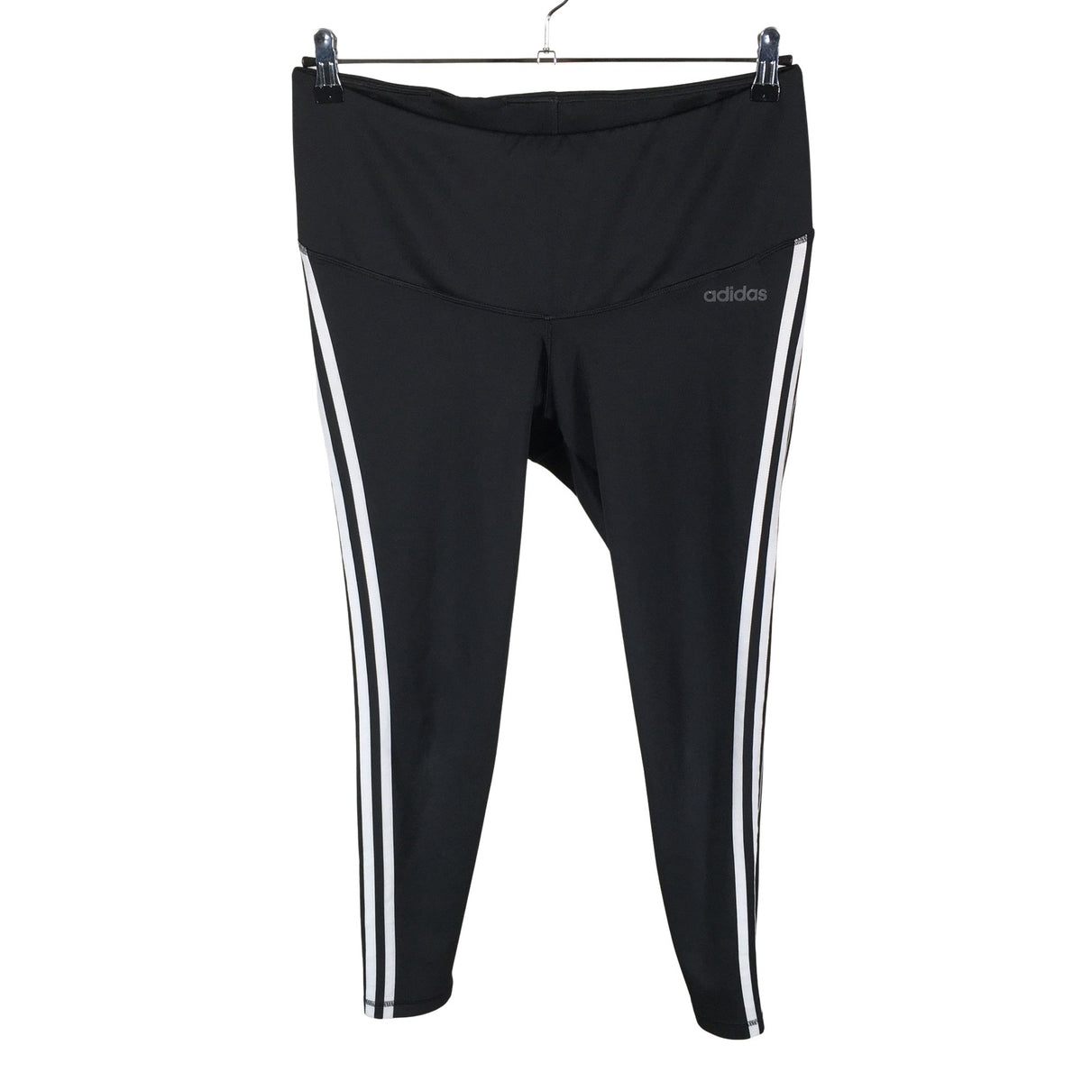 Unisex Adidas - Spordiretuusid, suurus 46 - Must (1)