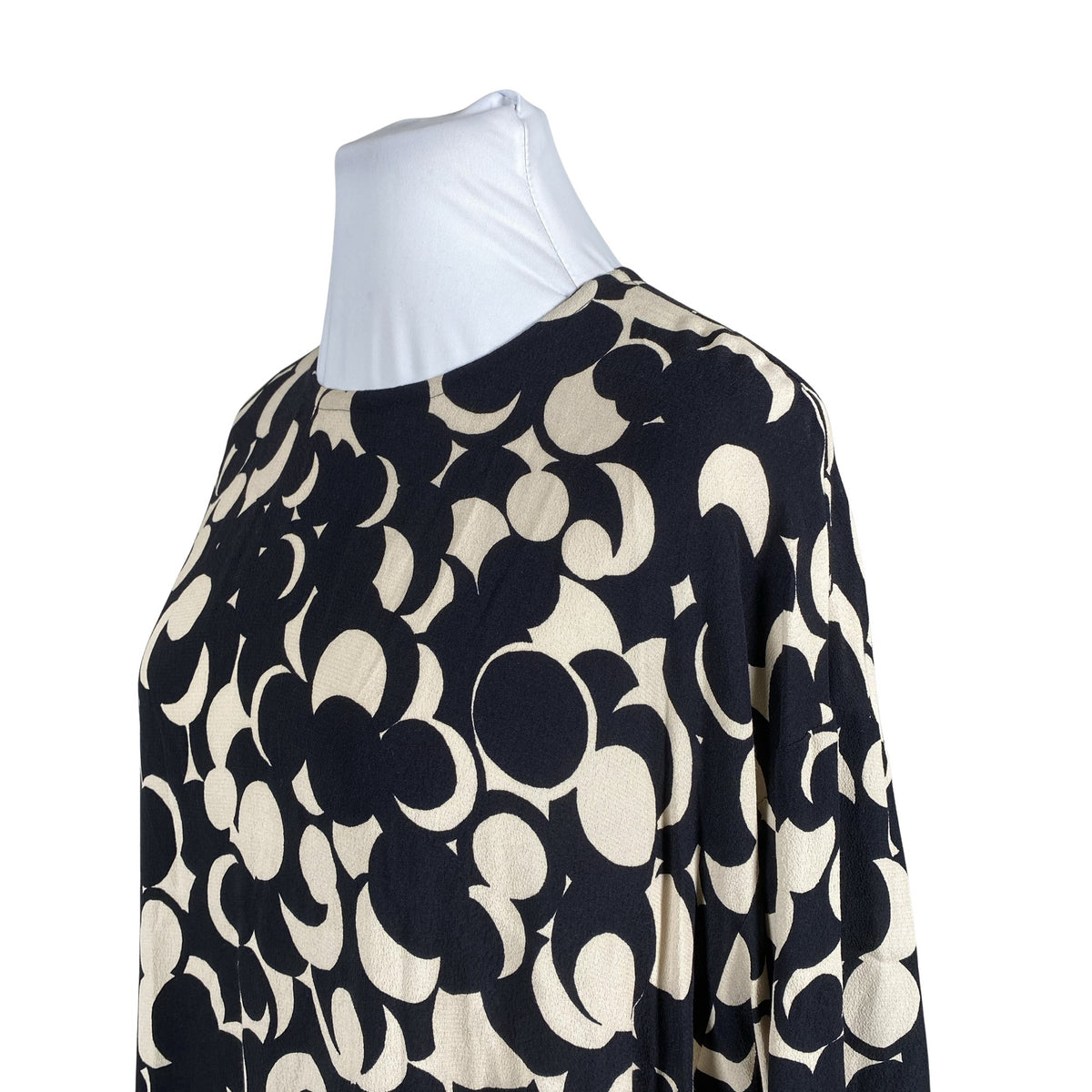 Unisex Marimekko - Õhuke kleit, suurus 42 - Must (2)