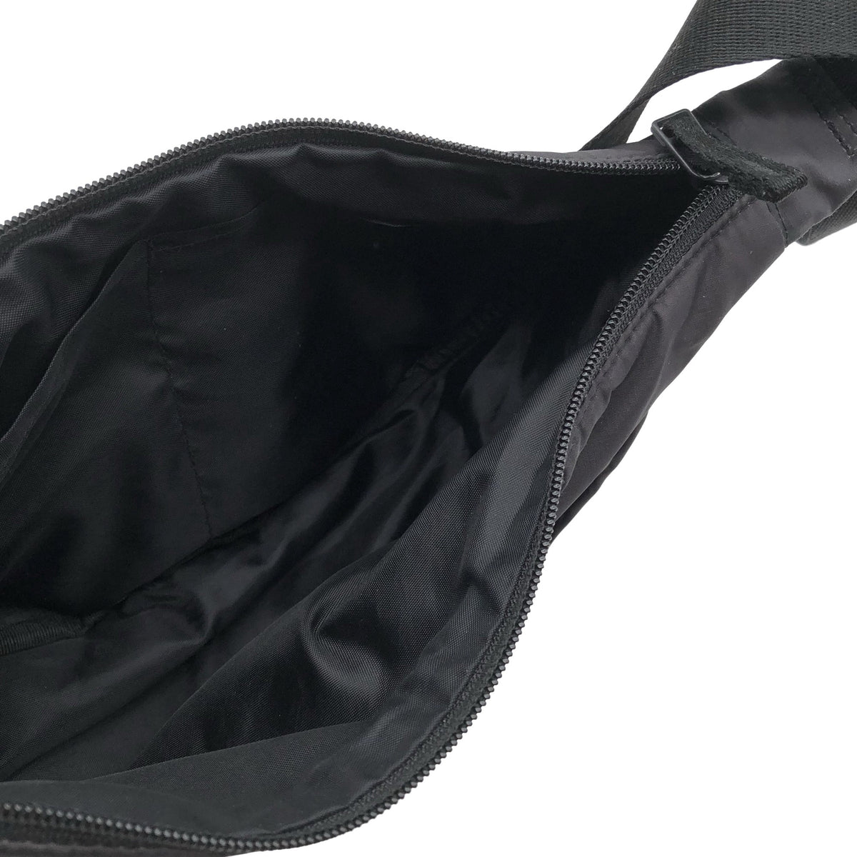 Unisex Uniqlo - Õlakott, suurus Mini - Must (2)