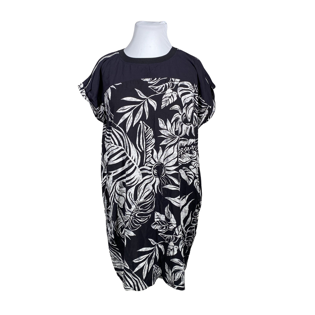 Unisex Cecil - Mitteveniv kleit, suurus 44 - Hall (1)