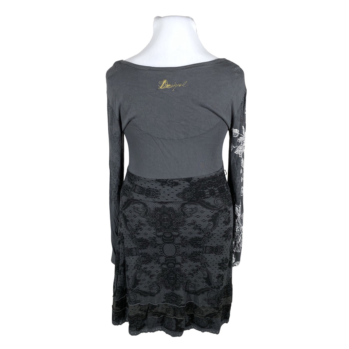 Unisex Desigual - Trikotaažist kleit, suurus 42 - Hall (2)