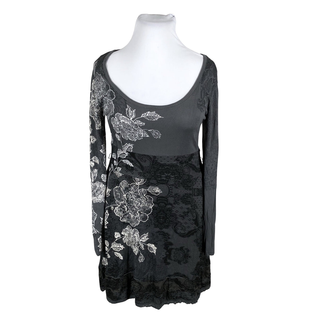 Unisex Desigual - Trikotaažist kleit, suurus 42 - Hall (1)