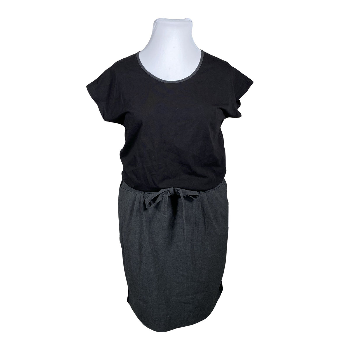 Unisex Kaffe - Trikotaažist kleit, suurus 42 - Must (1)